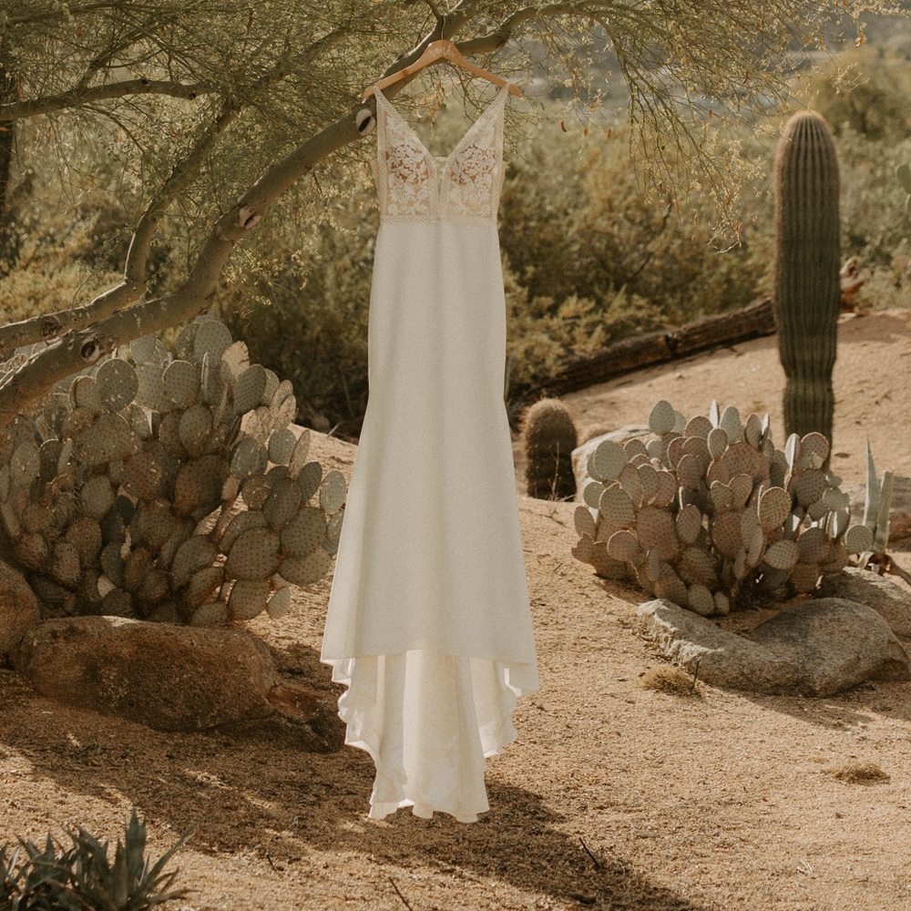 Wedding dress